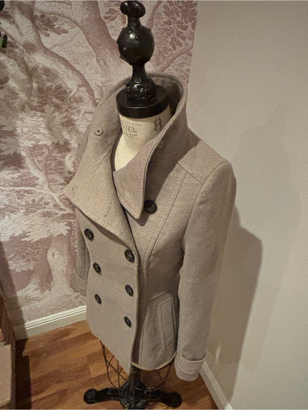 🍁H&M Pea Coat | Double Breasted | Washable| Size 6 | Soft | Cozy | Taupe 🍁